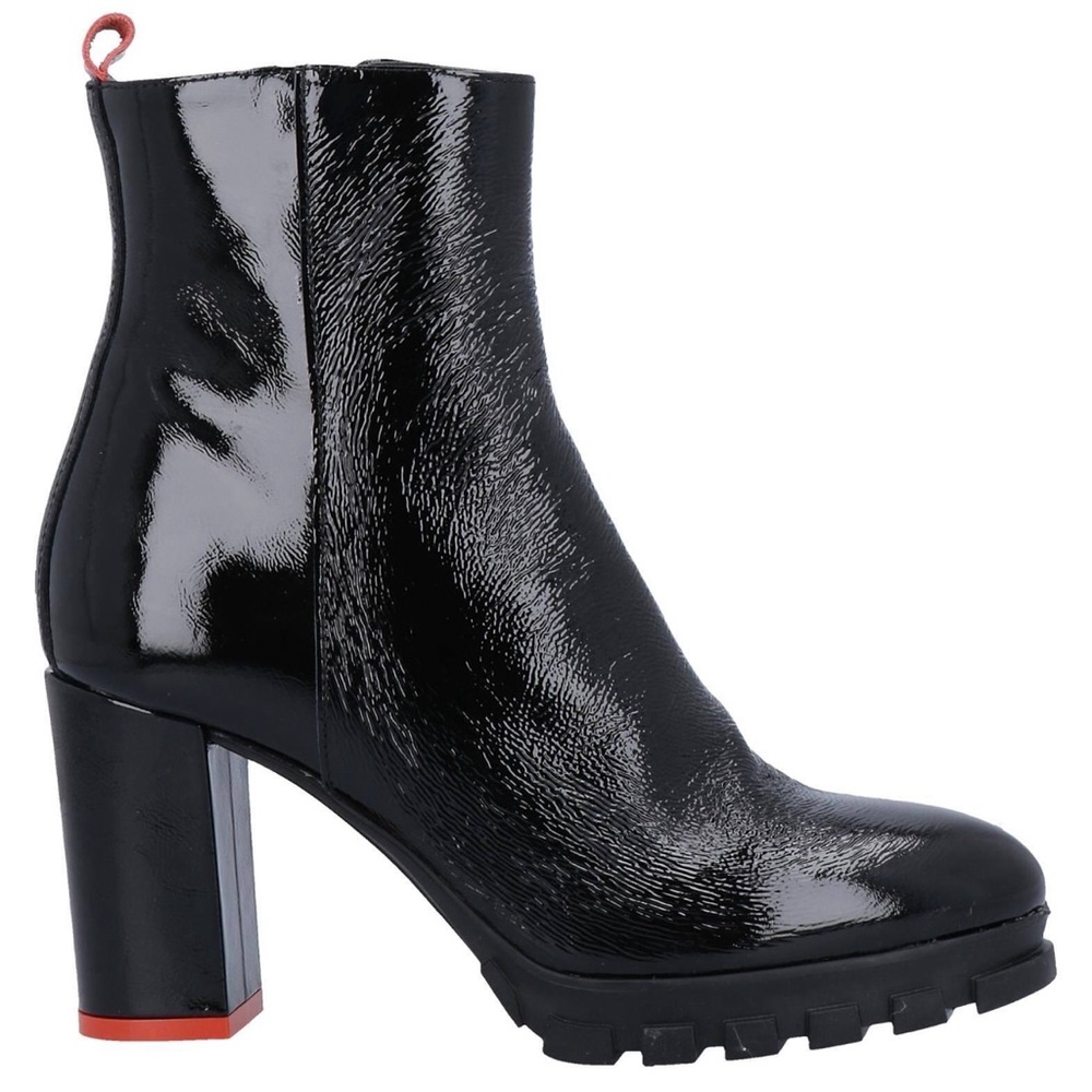 Nila & Nila Italian Black Boots NWT
